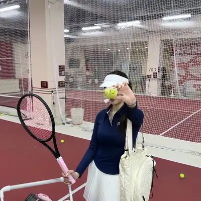 秦杰彤